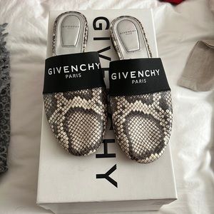 Givenchy Bedford flat mule